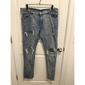 mnml jeans Men's Lightwash Distressed Size 40‎